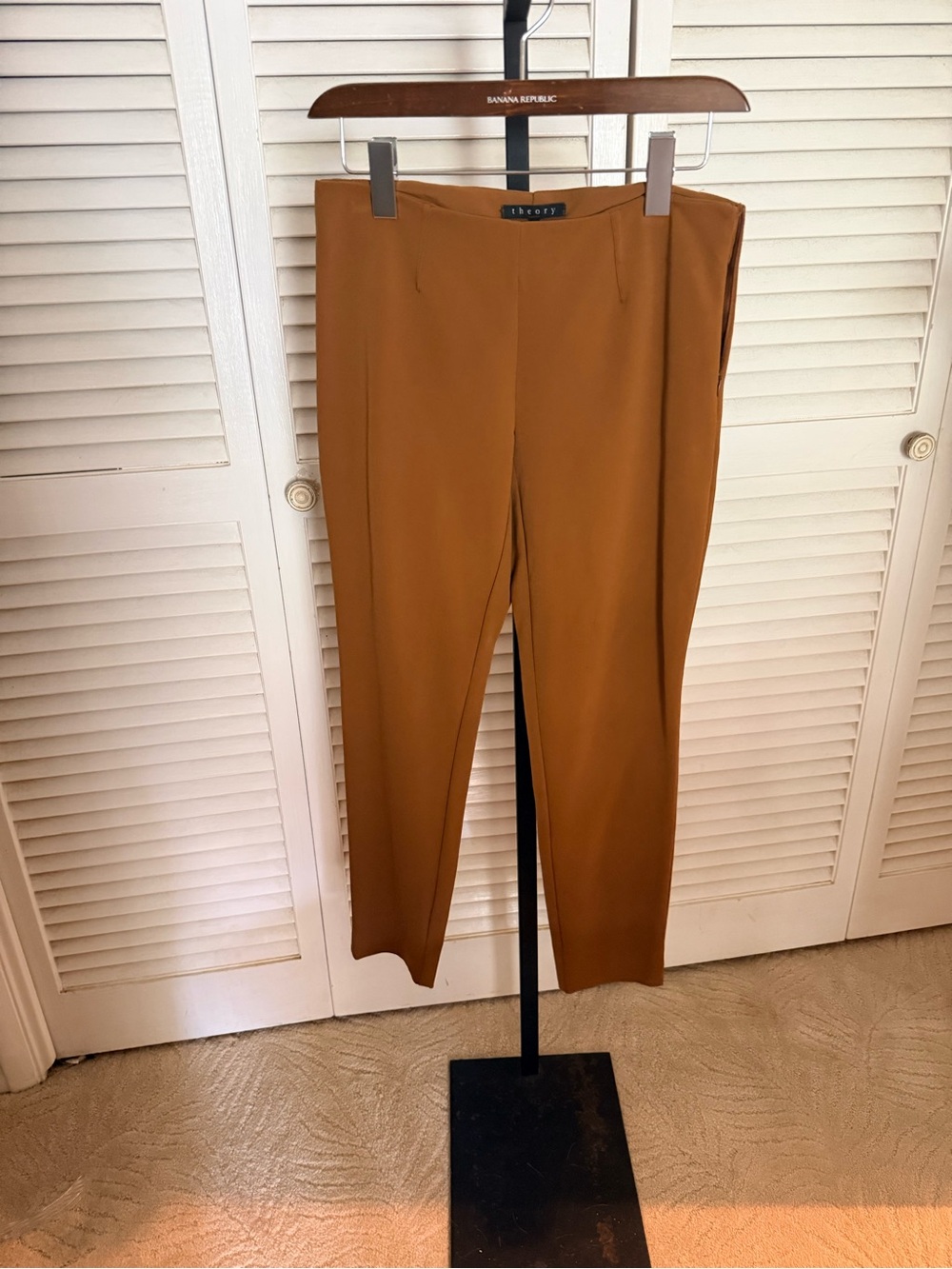 Theory Tailored Straight-Leg Pants in Camel